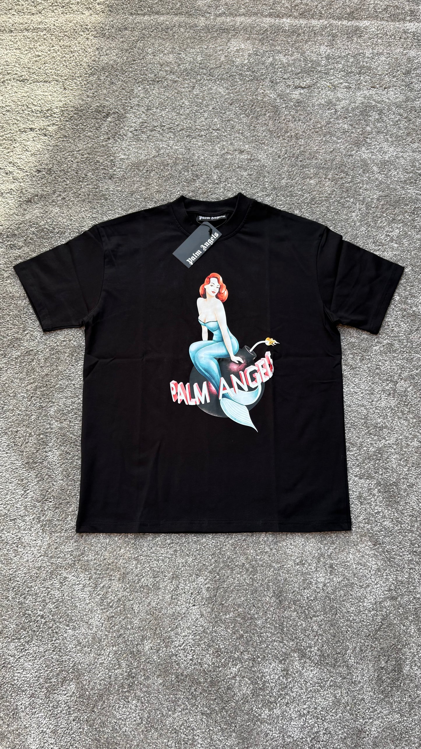 PA BLACK T-SHIRT
