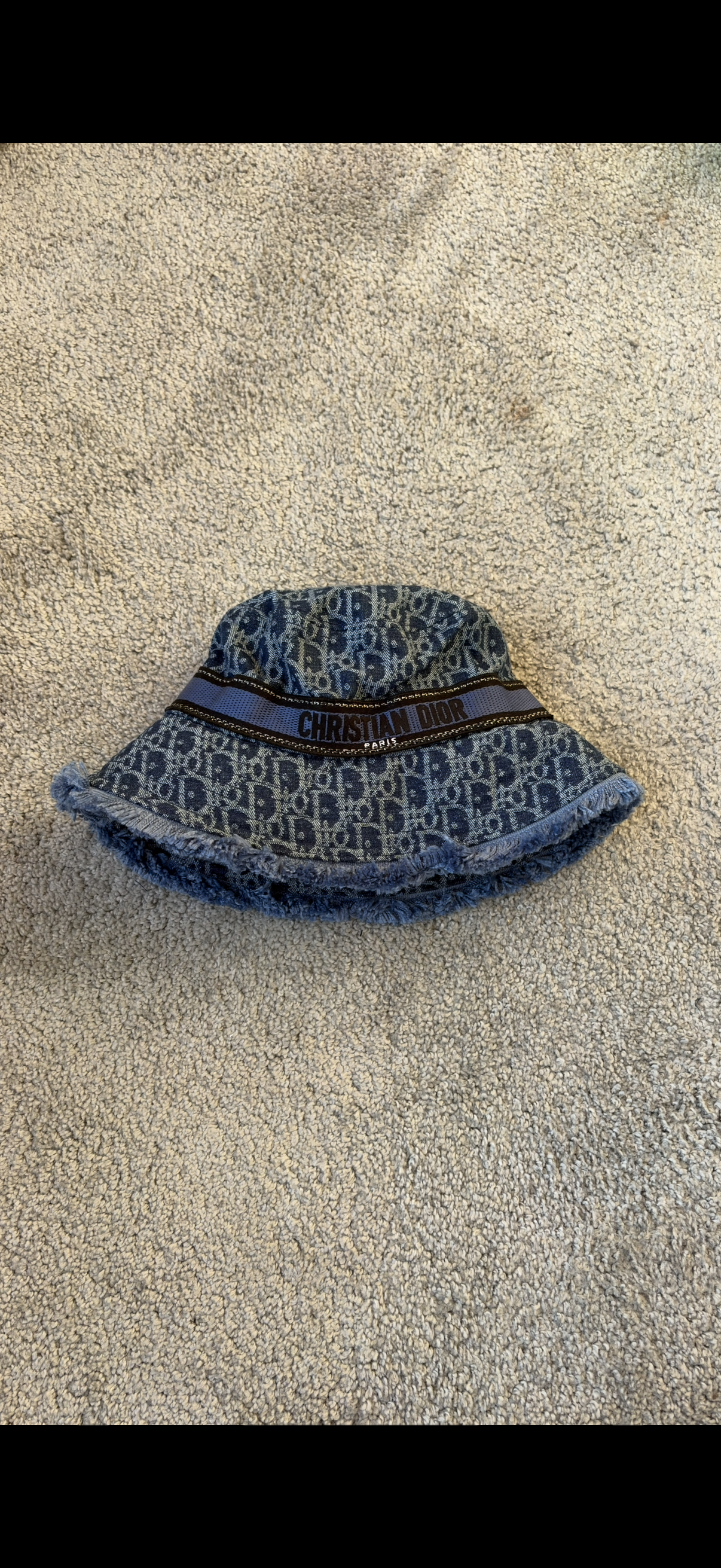 CD BUCKET HAT